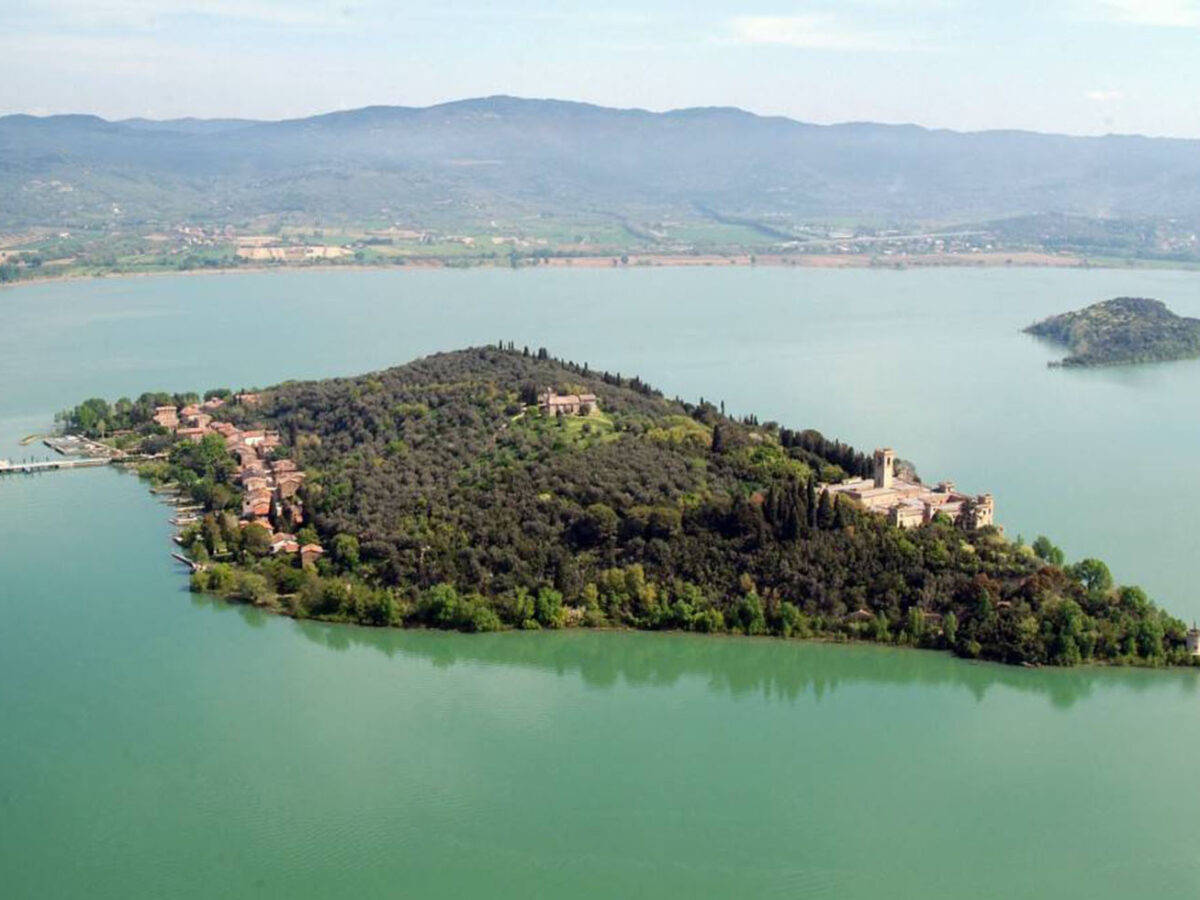 Traghetti per le Isole del Trasimeno - Case Vacanza Trasimeno